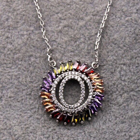 18K White Gold Filled Swirl Circle Diamond Zircon Pendant Necklace Gorgeous Gift - Picture 3 of 5